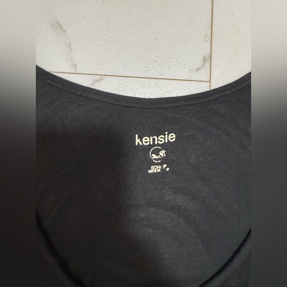 Kensie Black Dress with front Ruffle size medium - Picture 4 of 8